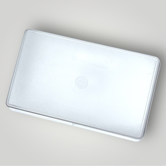 Vintage Tupperware Rectangular Container with Lid - Picture 13 of 14